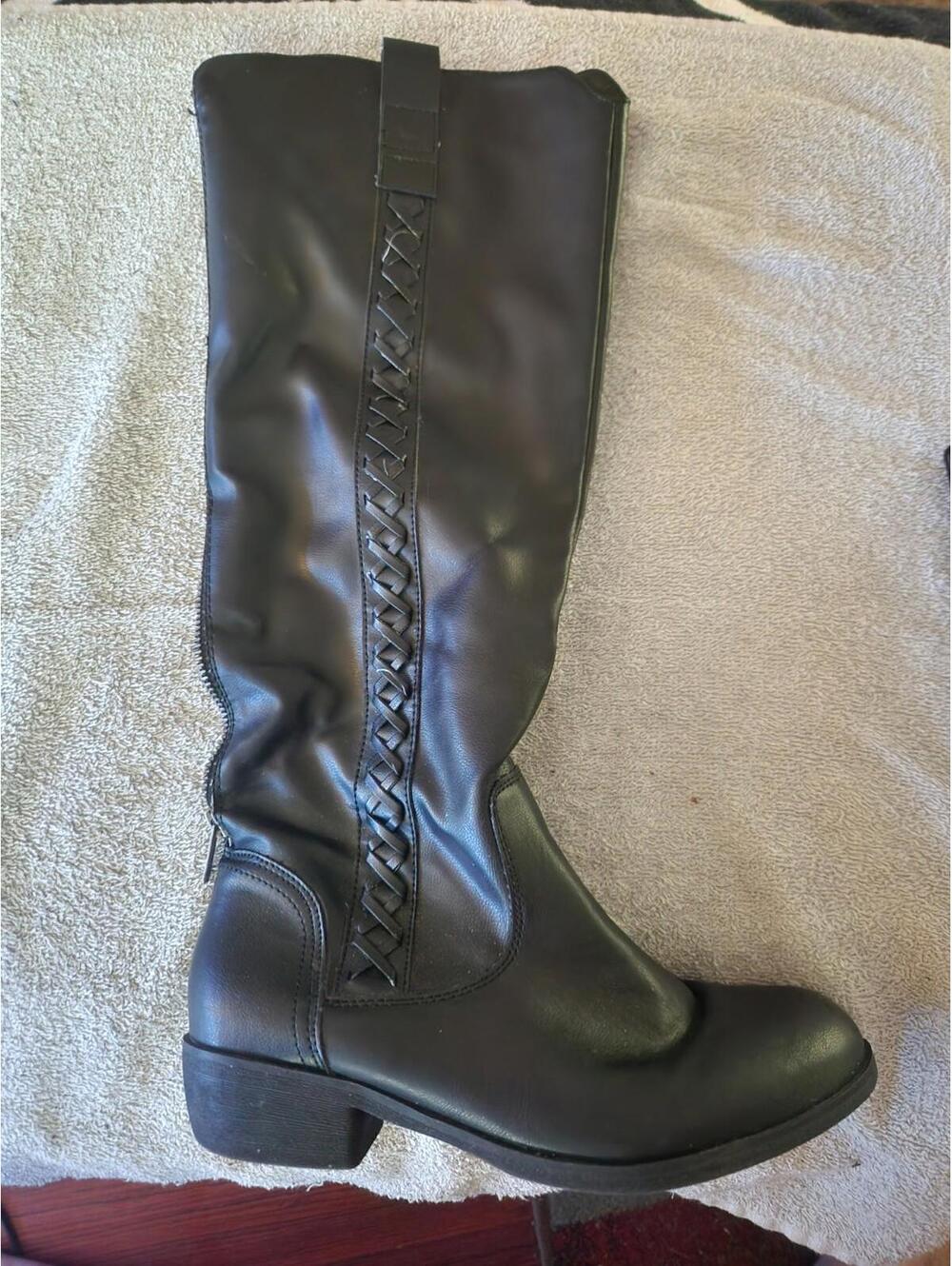 MIA Womens Boots 16" Tall US 6. 5 Black Leather Pull On Riding low 1" heel 4795
